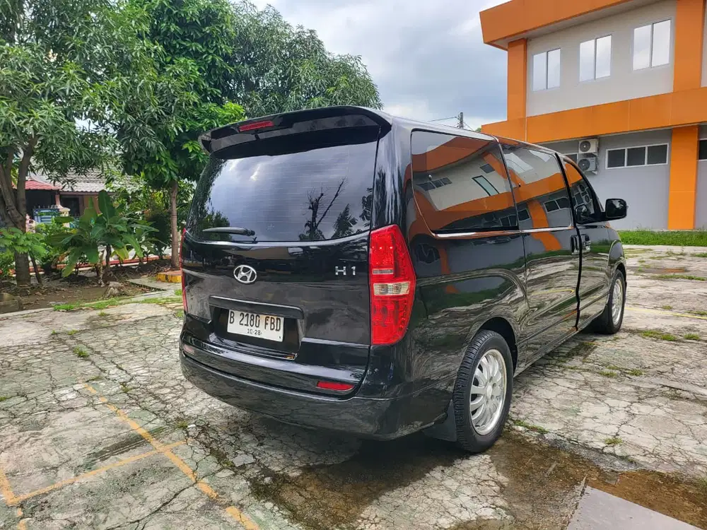 Kredit Tdp5jt angs 3.789 x 59 Hyundai H-1 h1 royale 2013 matic at