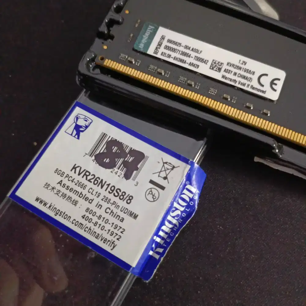 Kingston 8GB DDR4-2666 (KVR26N19S6/8)