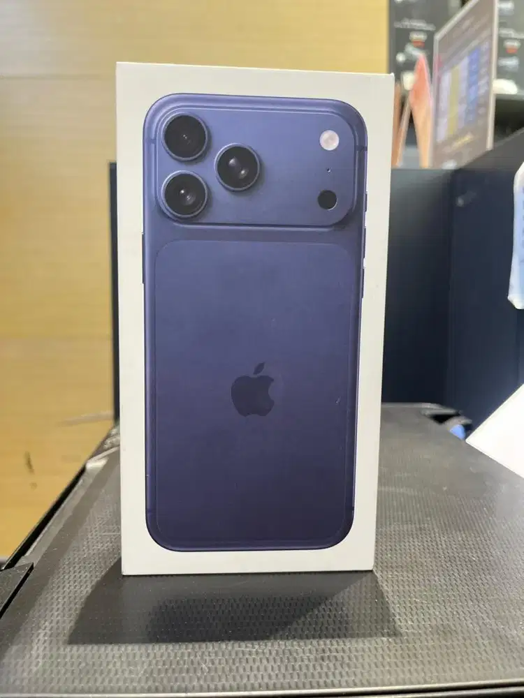 Iphone 17 Pro Max 512 Deep Blue