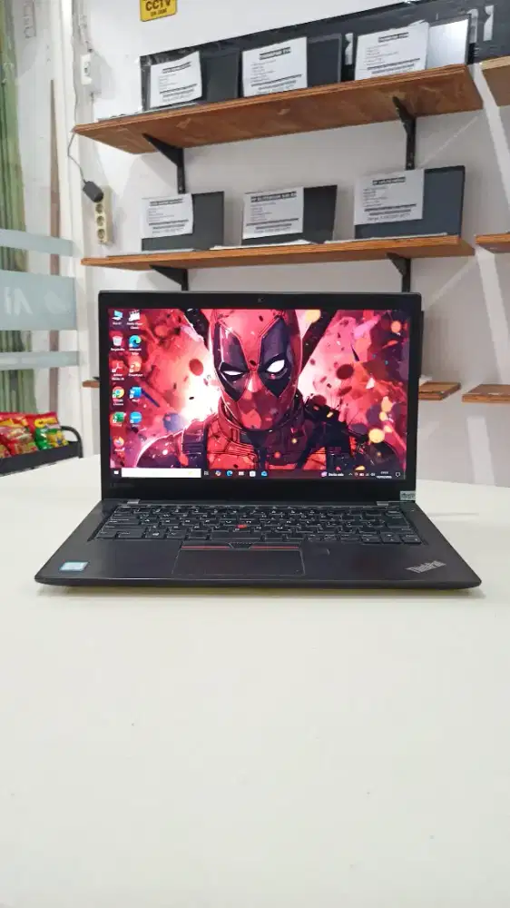 Laptop bekas Lenovo Thinkpad T470s intel Core i5-7300U Ram 8 GB