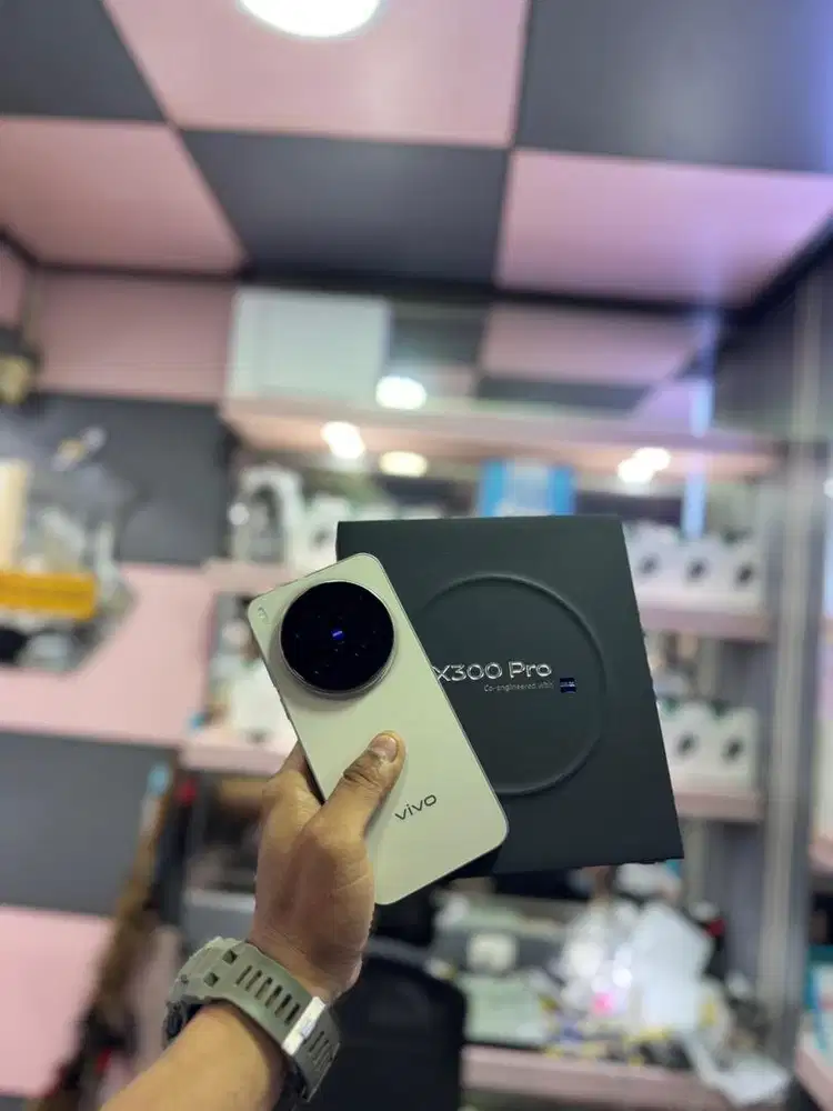 Vivo X300 Pro 16/512Gb BNOB Garansi Belum Aktif Anggap aja baru