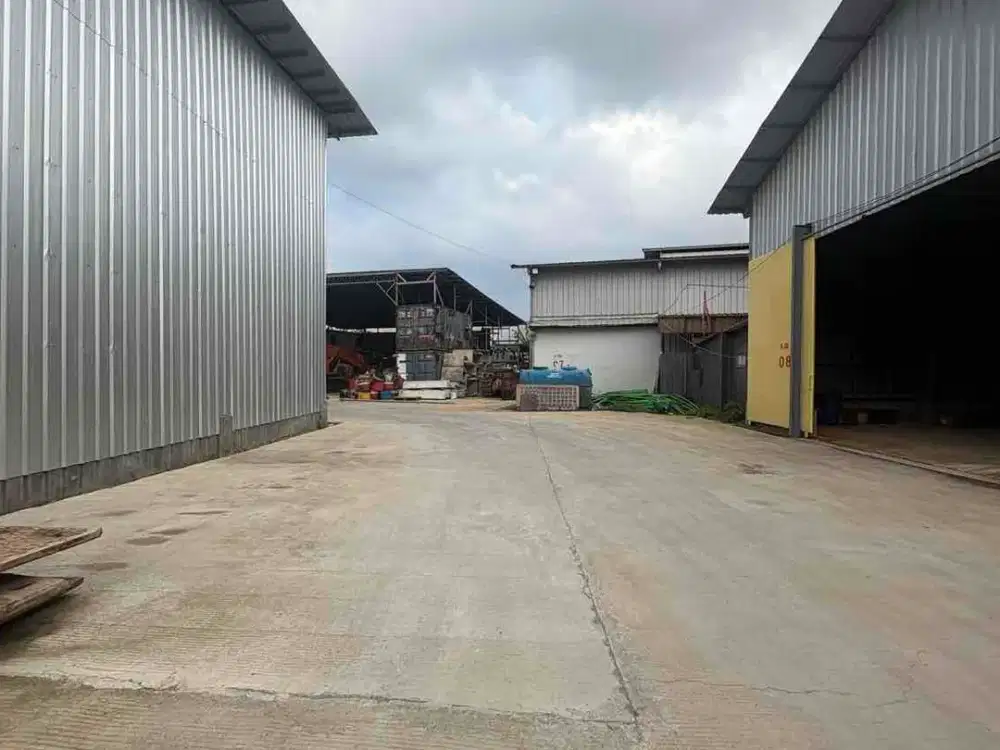 Gudang Strategis di Komplek pergudangan Angke bisa akses Kontainer 40 feet