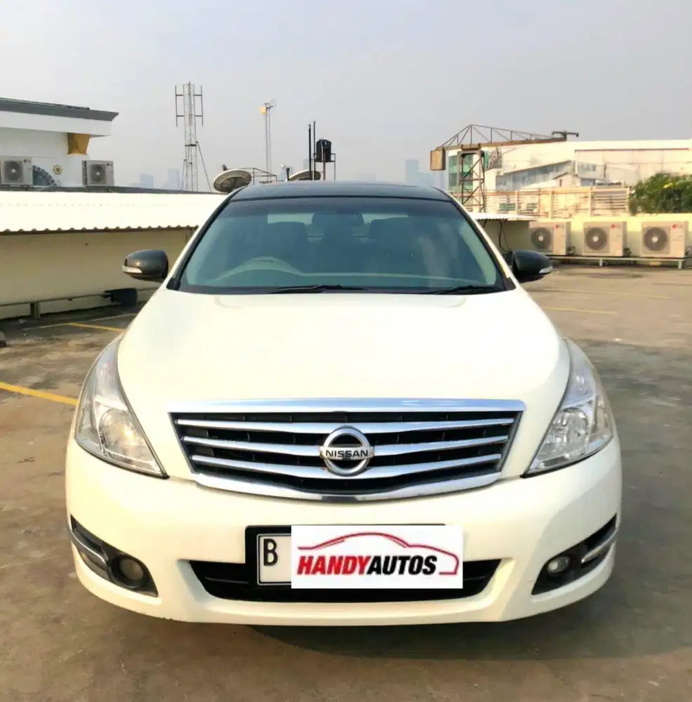 Jual Nissan Teana XV Tahun 2011 Automatic Putih