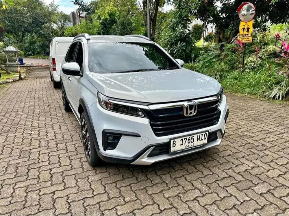 [Cash Termurah] BR-V Prestige Sensing Matic