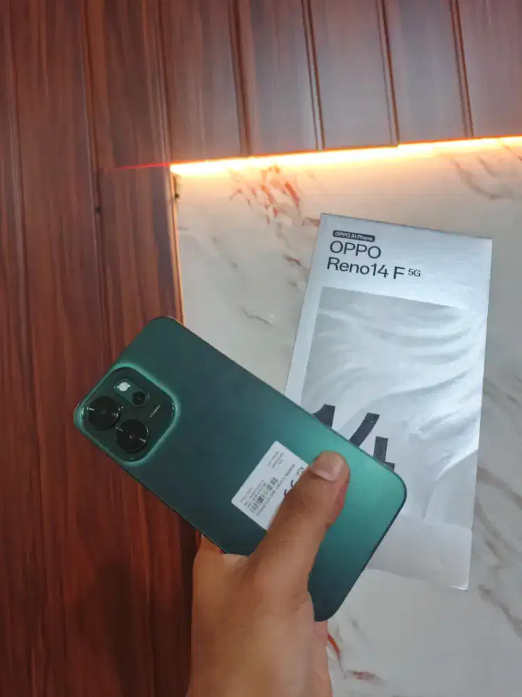 Oppo Reno 14f 5G 12/256 Fullset Like New Baru Sebulan Garansi Panjang