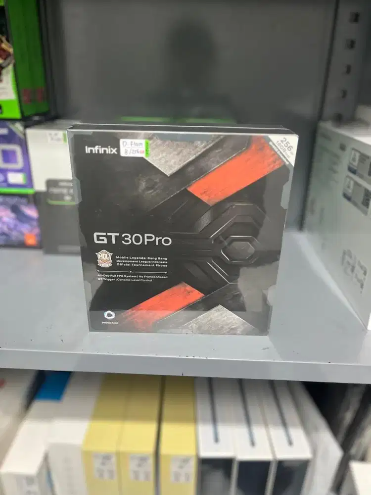 INFINIX GT 30 PRO 5G 8/256 GIFTBOX EDITION