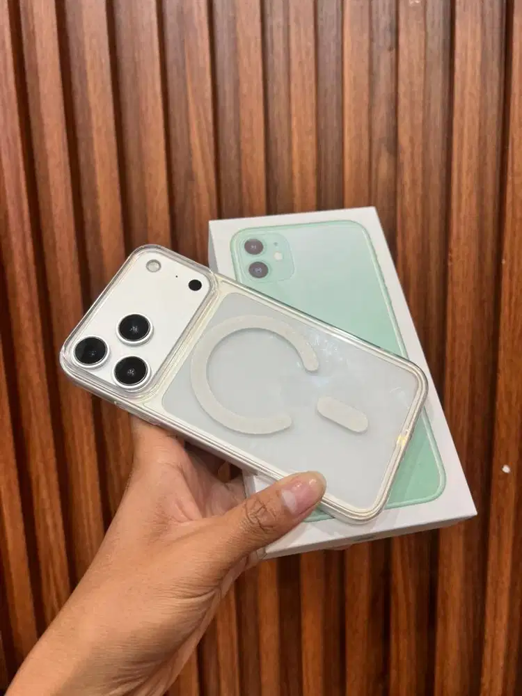iphone 11 256gb inter whitelist custome 17 pro silver