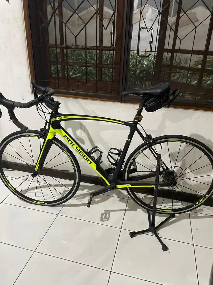 Jual Sepeda Roadbike Polygon Strattos S7