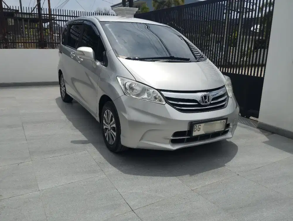 2012 Honda Freed 1.5 E Matic