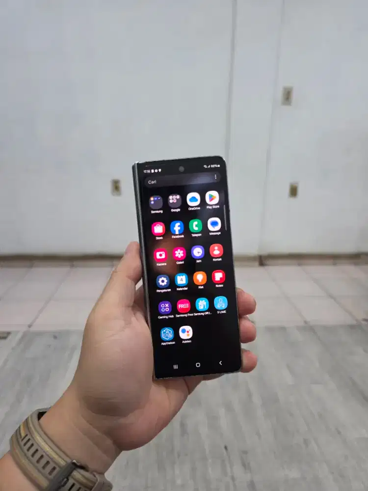 Samsung Z Fold 4 512Gb - Resmi / Minus lcd dalam #Relax