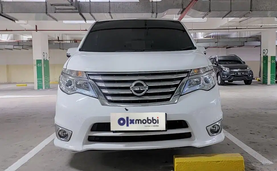 TERMURAH Nissan Serena 2.0 Highway Star Bensin-AT Putih 2017