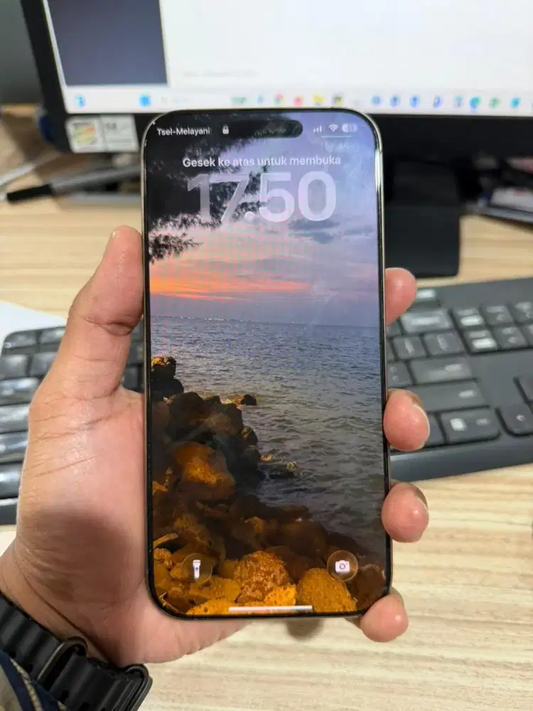 iPhone 16 Promax 256GB Desert Titan.