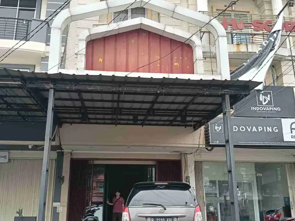 Disewakan Ruko 3Lt Di Bulevard Hijau harapan indah Bekasi