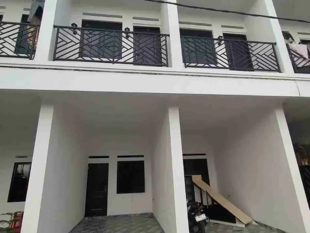 rumah 2 lantai murah dekat Polsek Kramat jati jakarta timur
