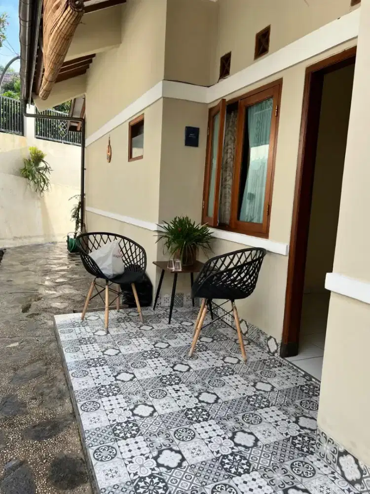 Siap Huni Rumah Mewah disewakan tahunan CIGADUNG