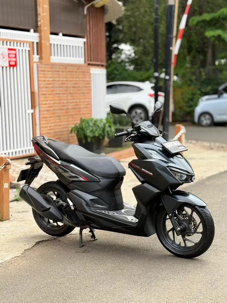 (DP 1.200) HONDA NEW VARIO 160 CBS ISS, THN 2023, KM LOW 11RBAN MULUS