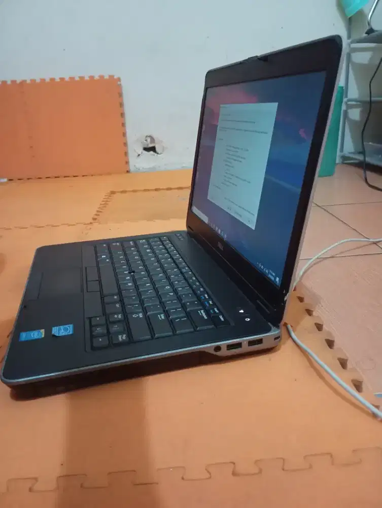 Laptop Dell Latitude E6440 Core i5-4310M RAM 8GB Mulus Siap Pakai