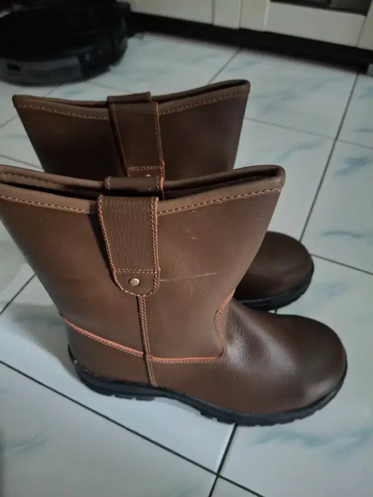 Sepatu Safety Krushers