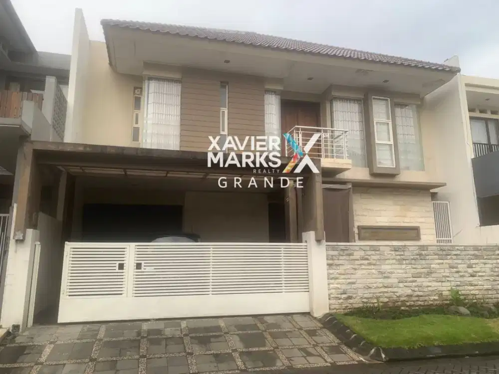 Dijual Rumah Full Furnished di Istana Dieng, Malang