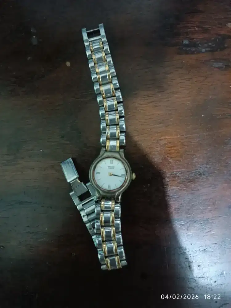 Jam tangan wanita second
