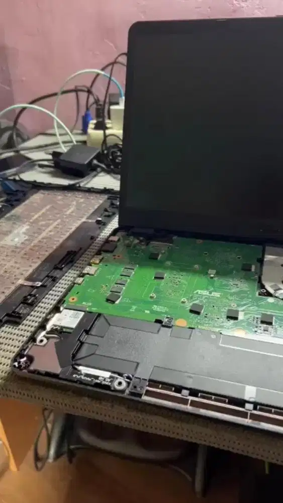 Jasa service komputer