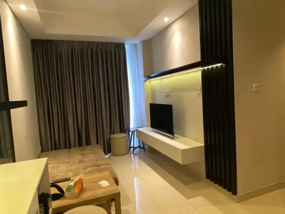 disewakan 3 bedroom full furnish taman anggrek residence