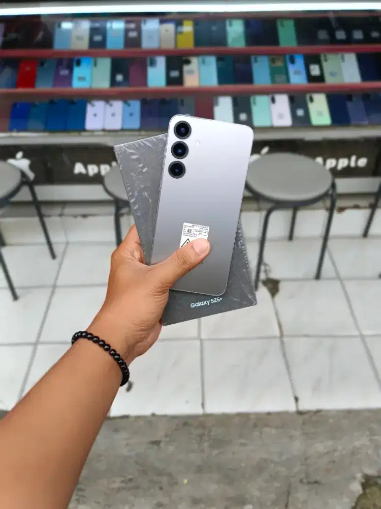 SAMSUNG S25+ Ram 12/256gb Fullset