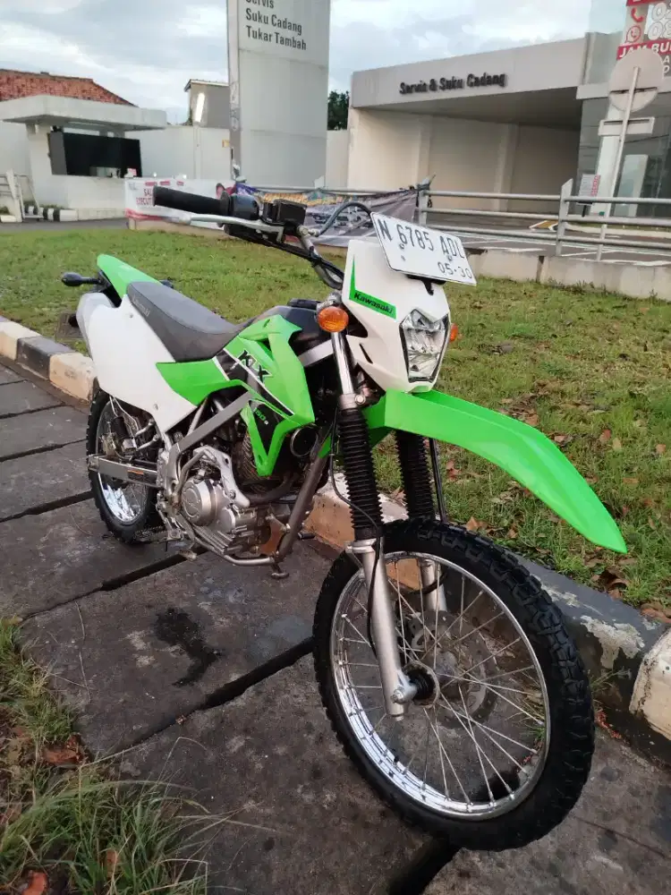 Kawasaki klx 150 2023 km low