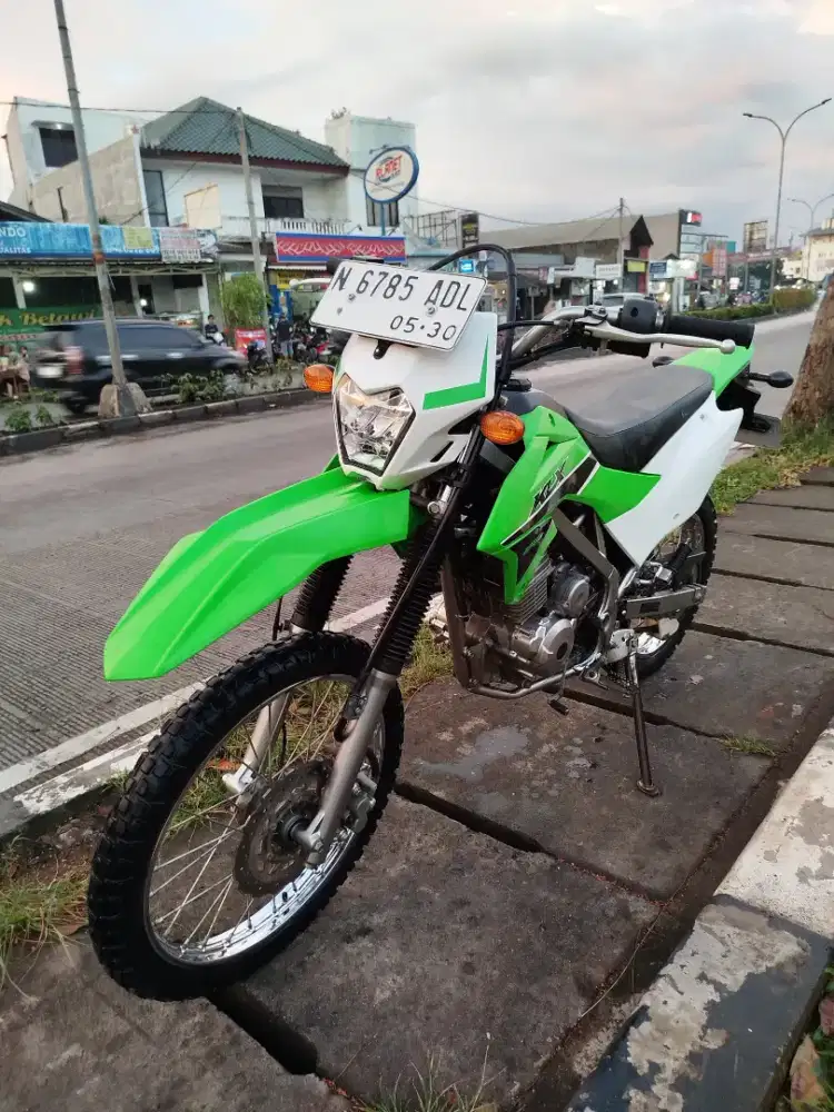 Kawasaki klx 150 2023 km low