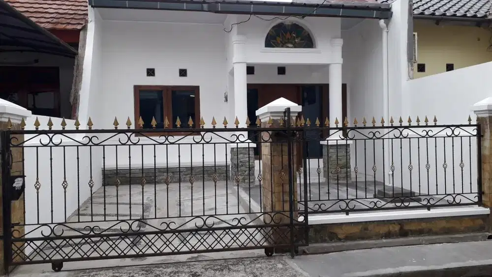 Disewakan Rumah Strategis dekat Toll BORR