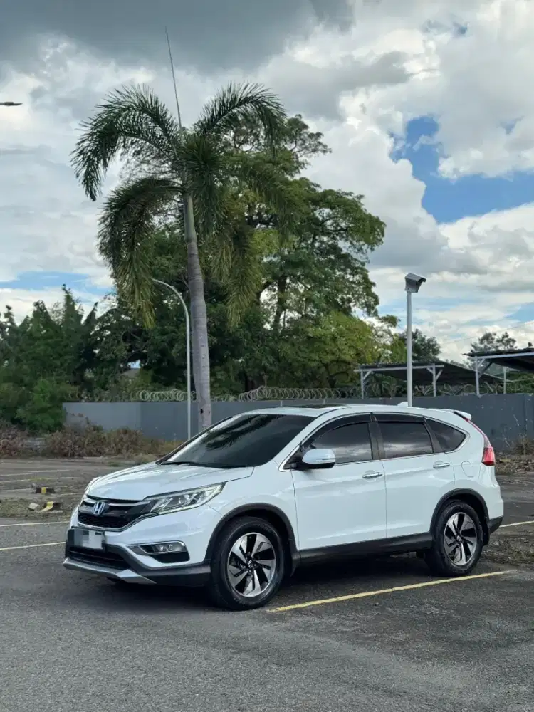 HONDA CRV 2.4 PRESTIGE 2015 AUTOMATIC SUNROOF