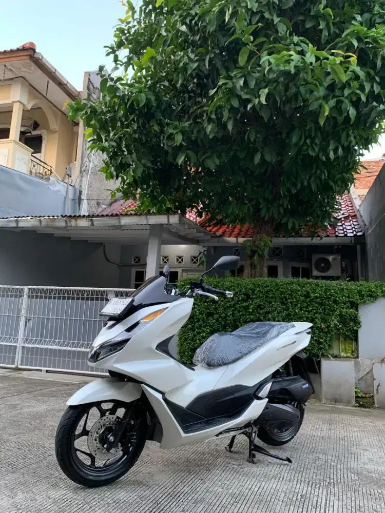 HONDW PCX 160 CBS 2023 KM 15 RB PERAK