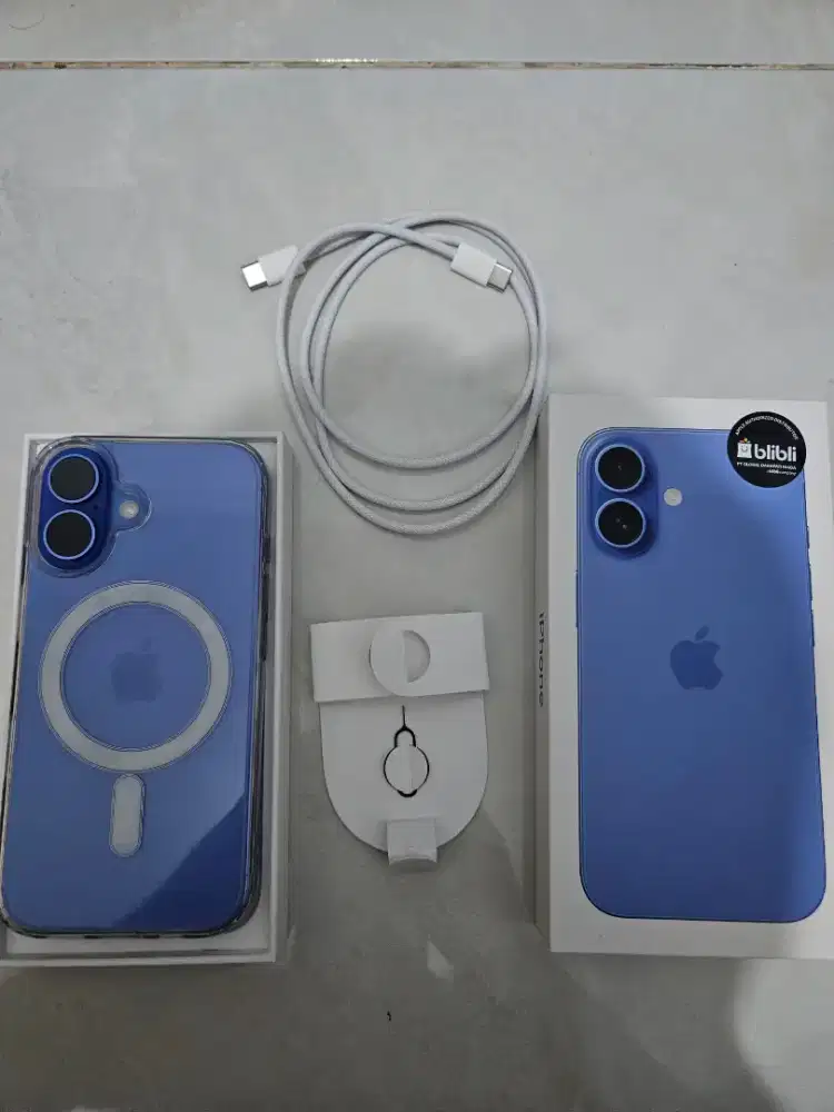 Iphone 16 128 GB Ultramarine