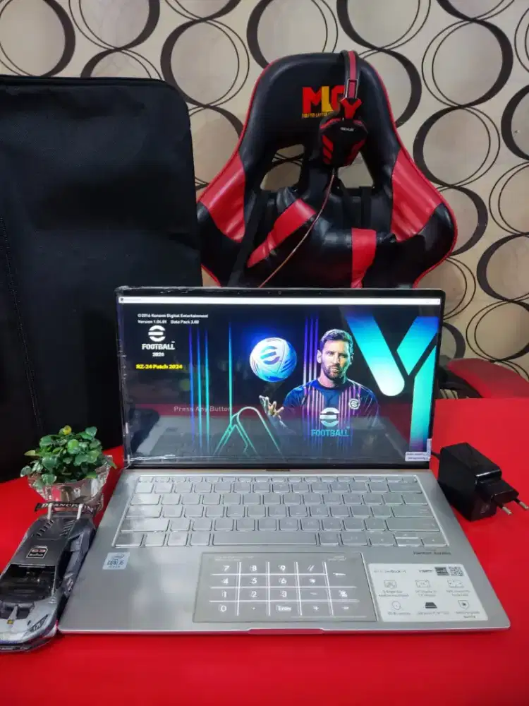 ASUS ZENBOOK ULTRA14 UX434FAC-306 NUMPAD GEN 10 [Ram 8GB + SSD]