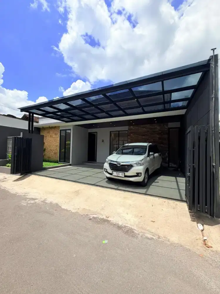 RUMAH BARU KONTEMPORER MODERN DENGAN TANAH LUAS DI DEKAT SAMBISARI
