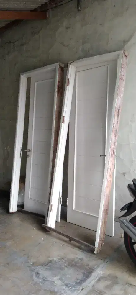 2 set pintu rumah