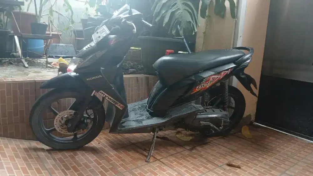 Jual Honda Beat 110 CC. Tahun 2011. Tangan 1 dari baru
