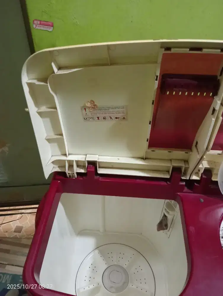 Mesin cuci polytron 2 tabung