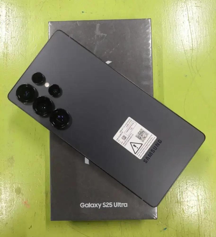 Samsung S25 Ultra 5G 12/512 Like New