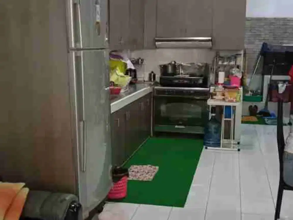 Dijual Cepat Rumah 2.5 lantai di Jl. Kartini Jakarta Pusat