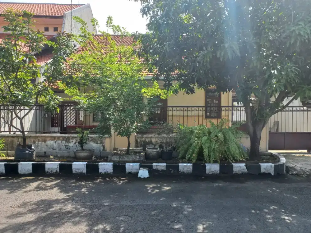 Dijual Rumah Kos Aktif Dekat UPN Veteran SBY