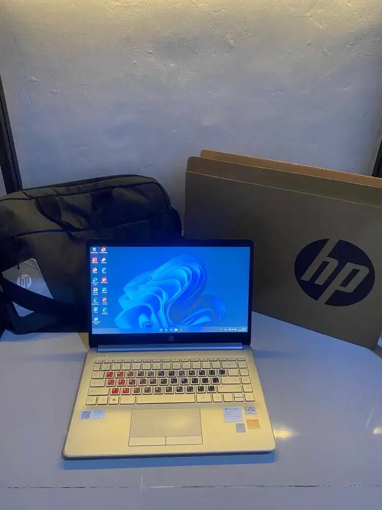 Laptop HP 14s fullset no minus SSD 512GB