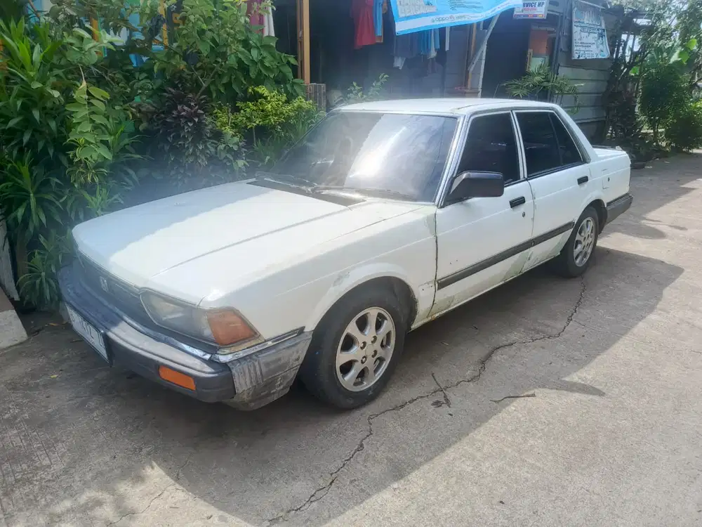 Honda Accord 1983 Bensin