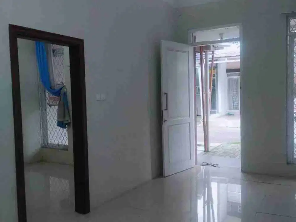 PINUS REGENCY MURAHH 675JT NEGO SHM