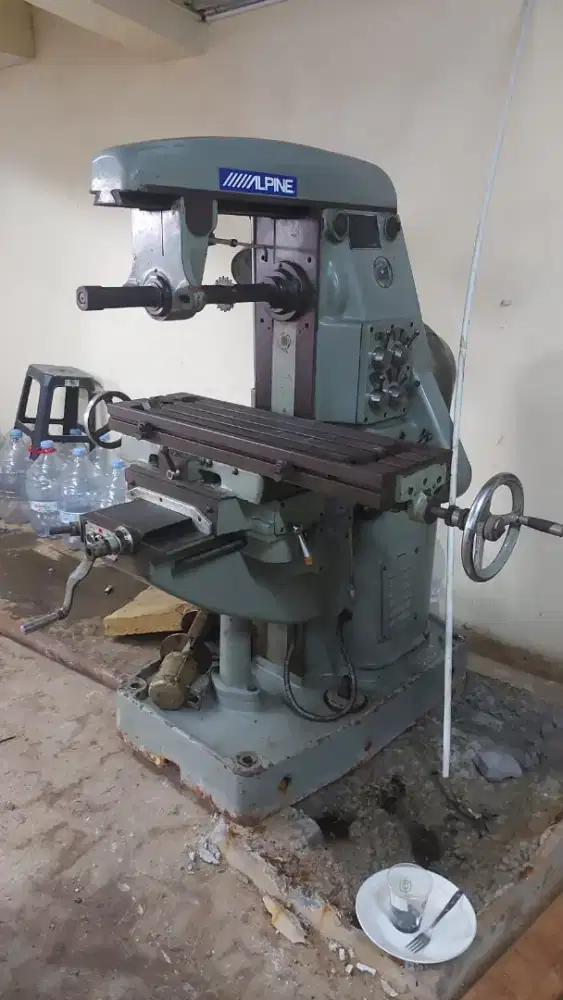 jual universal miling  RRT kondisi baik