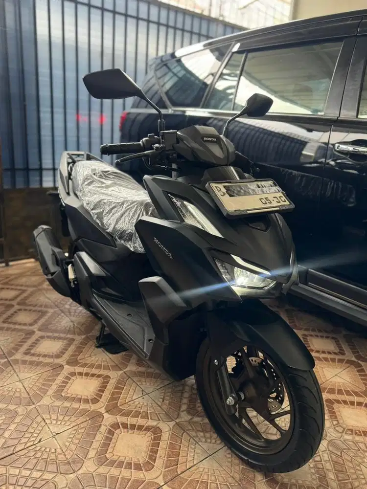 KM 470 KILO! HONDA VARIO 160 CBS 2025 GRESS LIKE NEW PAJAK MEI 2026