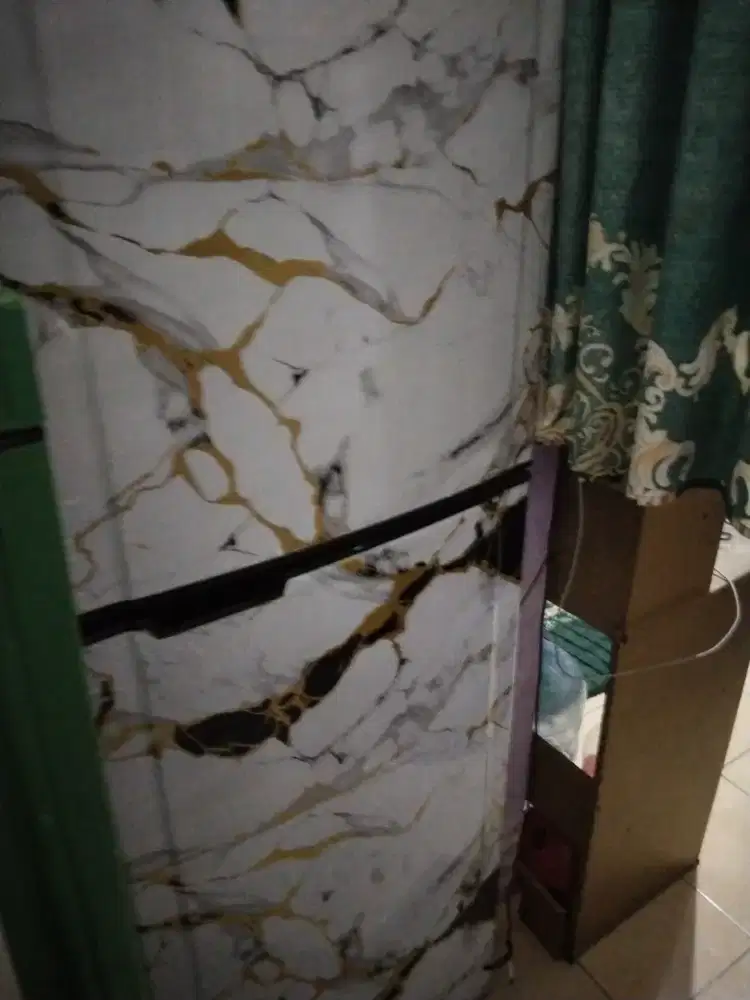 Dijual kulkas glacio 2 pintu