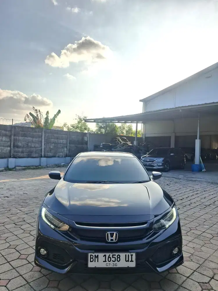 Civic 2017 HB matic. Km 85rb antik