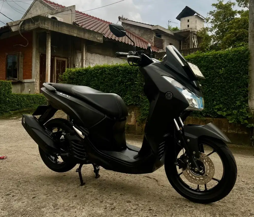 Dijual Cepat MULUSS Yamaha LEXI VVA 125 Th.2019 (Pajak Hidup 03/2027)