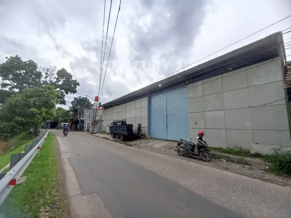 015- Gudang  Sukarno Hatta Siap Pake Jln Lebar Countainer Masuk